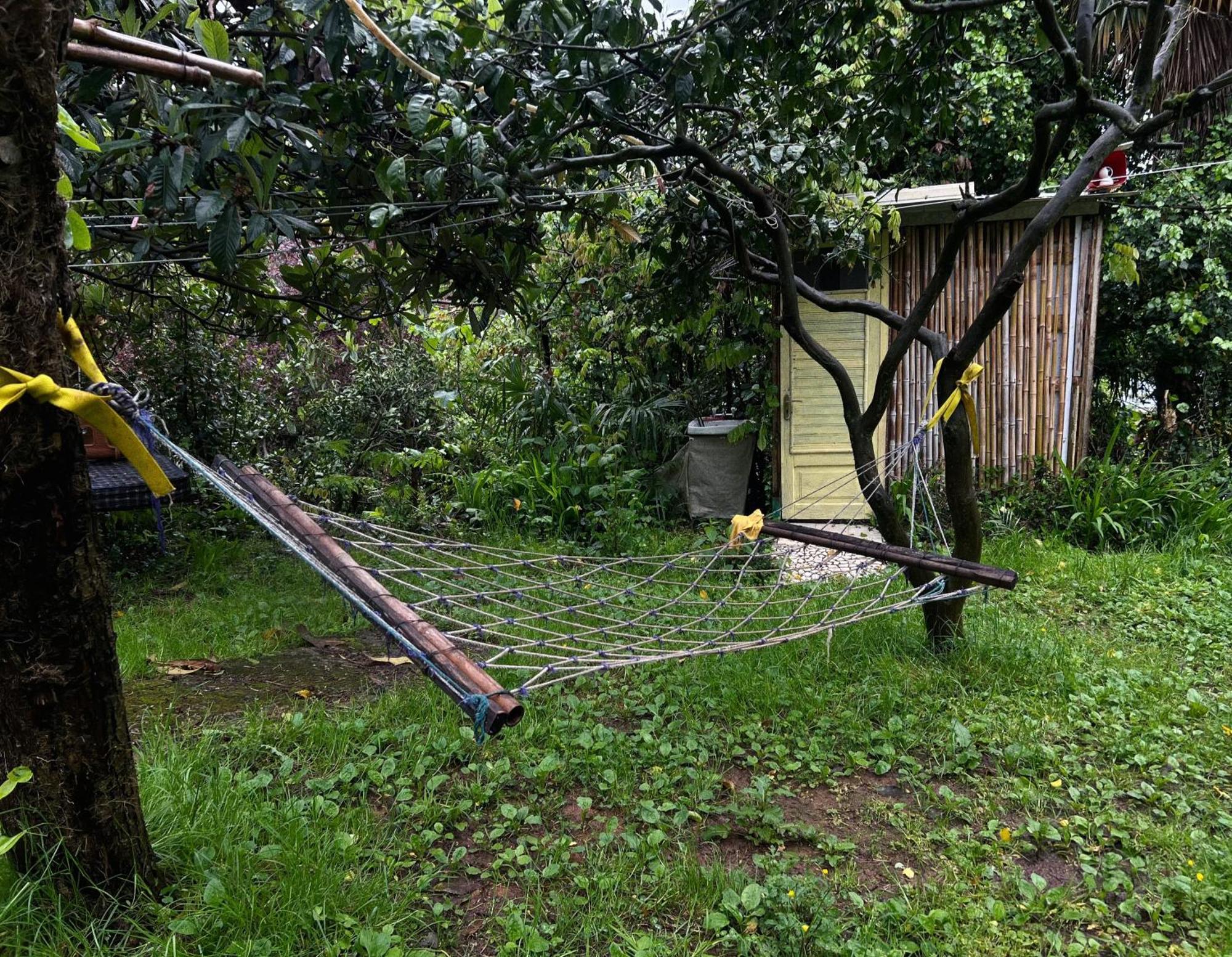 Hostel Eco Tsjakvi Eksteriør bilde